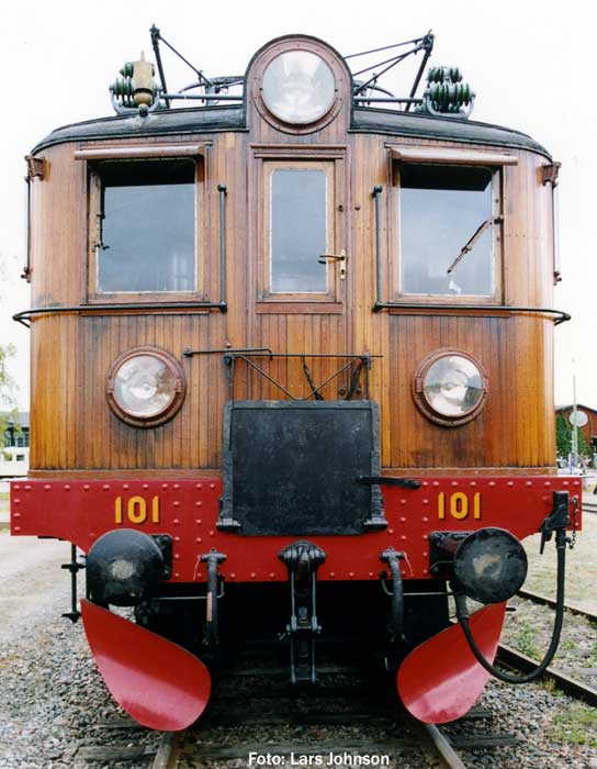 D 101