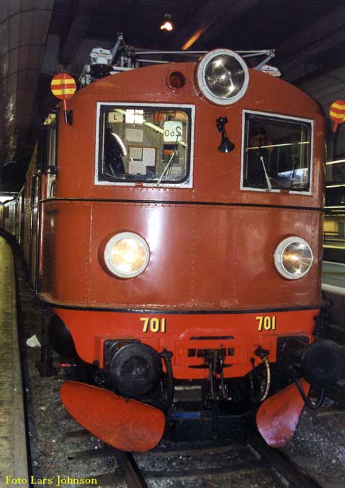 F 701