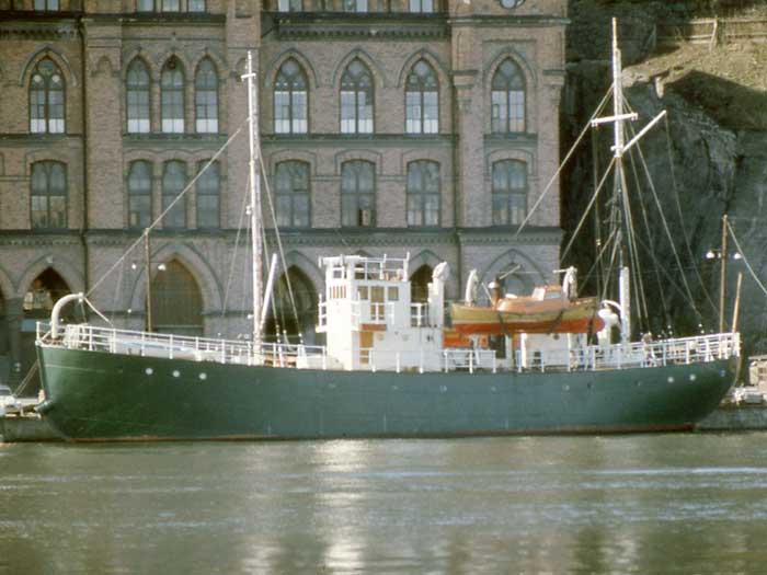 S�der M�larstrand 1 maj 1975
